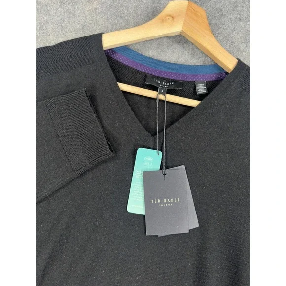 Ted Baker Sweater Mens 2XL Black Wool V Neck Textured Detail Lightweight NWT - Picture 1 of 16